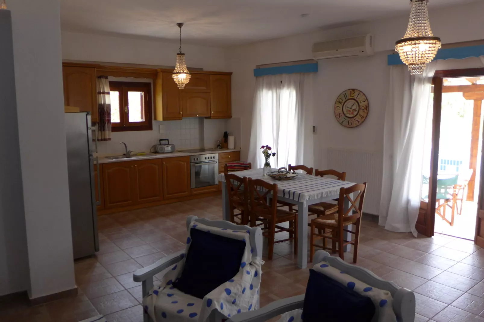 Villa Olga-Dining room