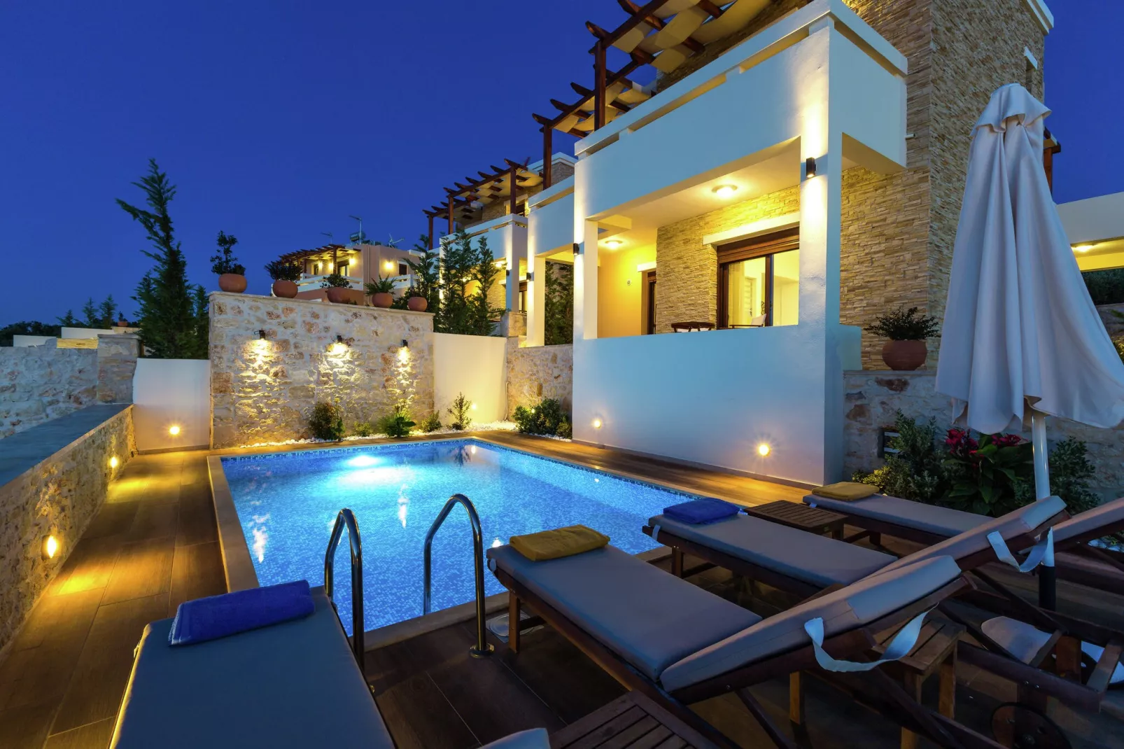 Villa Fragkia-Exterior summer
