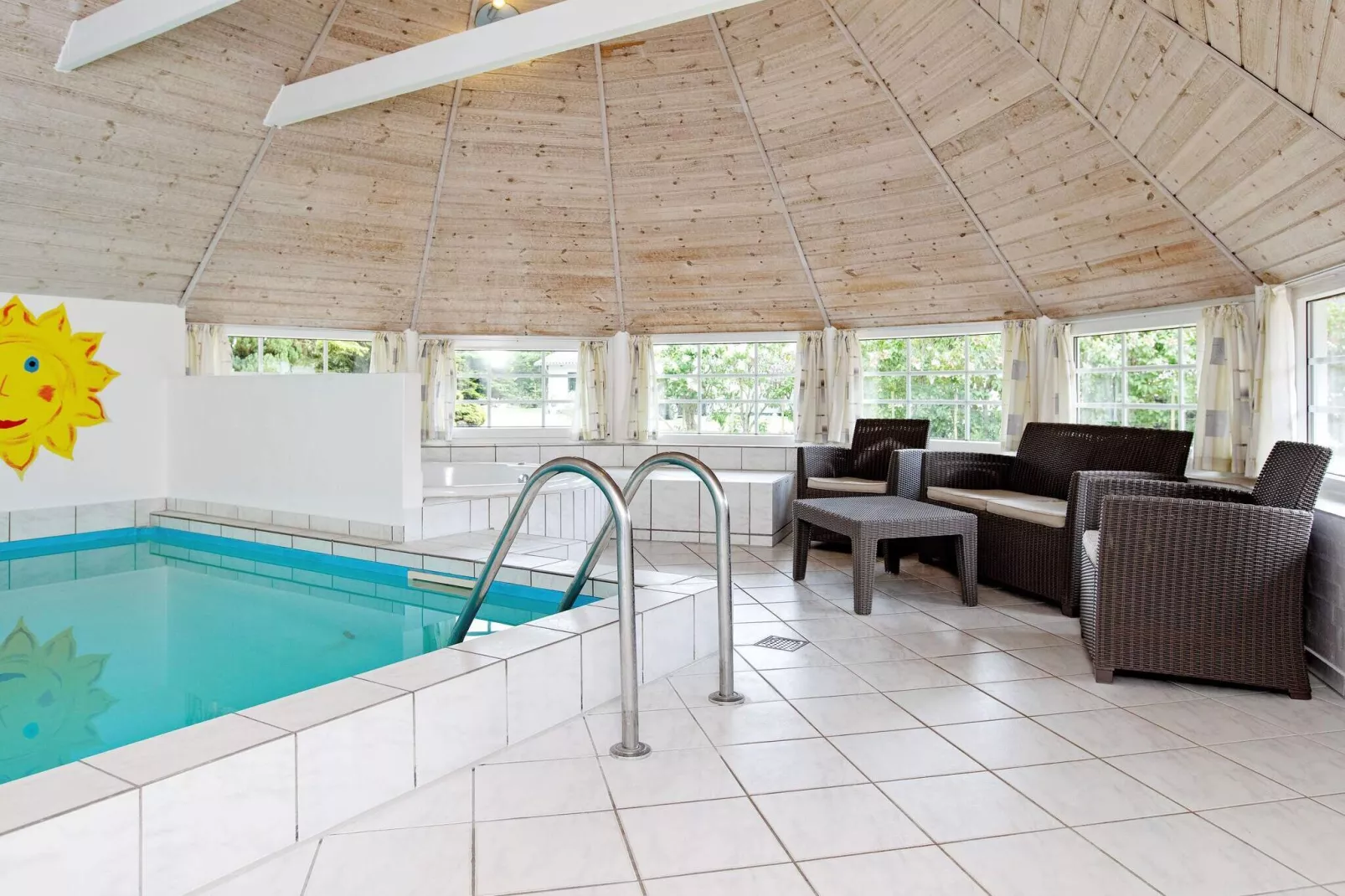 12 Personen Ferienhaus in Væggerløse-Schwimmbad