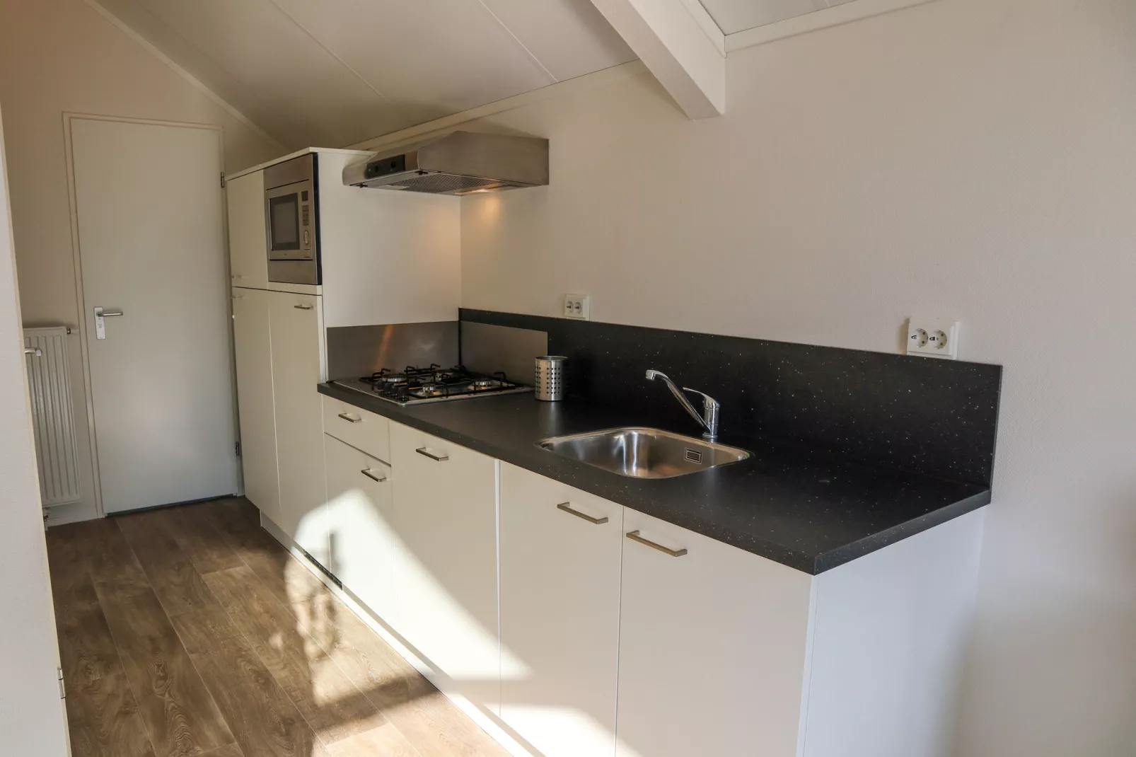 Resort Bad Hulckesteijn 1-Kitchen