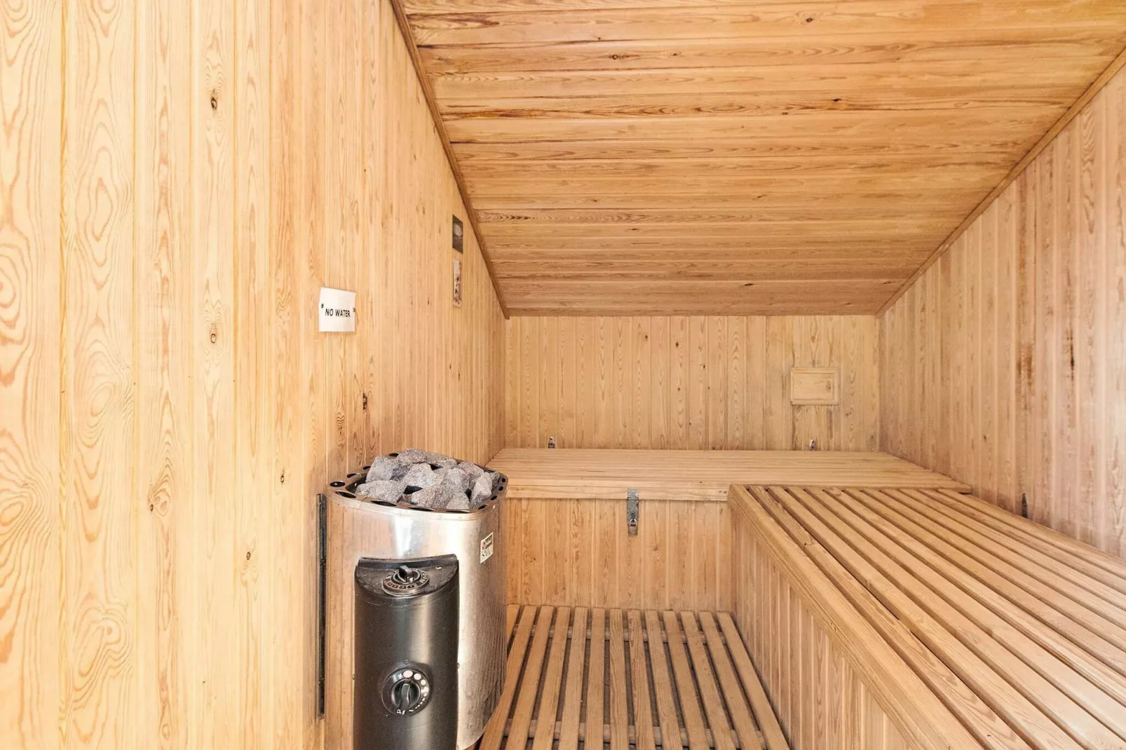 10 person holiday home in Ebeltoft-Spa