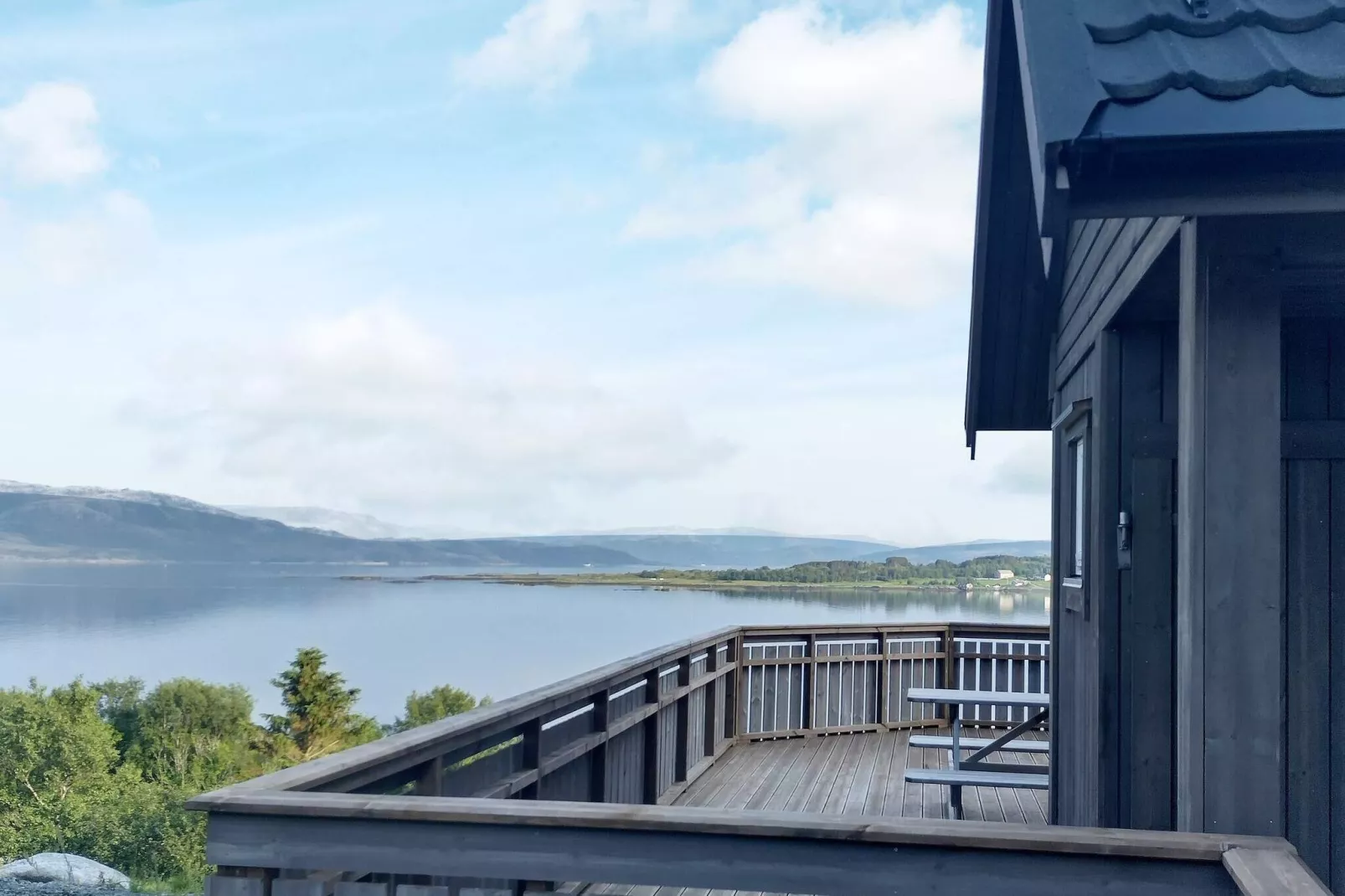 8 person holiday home in Leka-By Traum