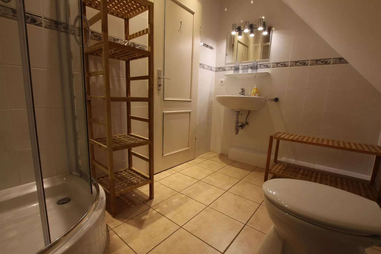 Apartementhaus Ulrike Wohnung 6 - Westerland-Badezimmer