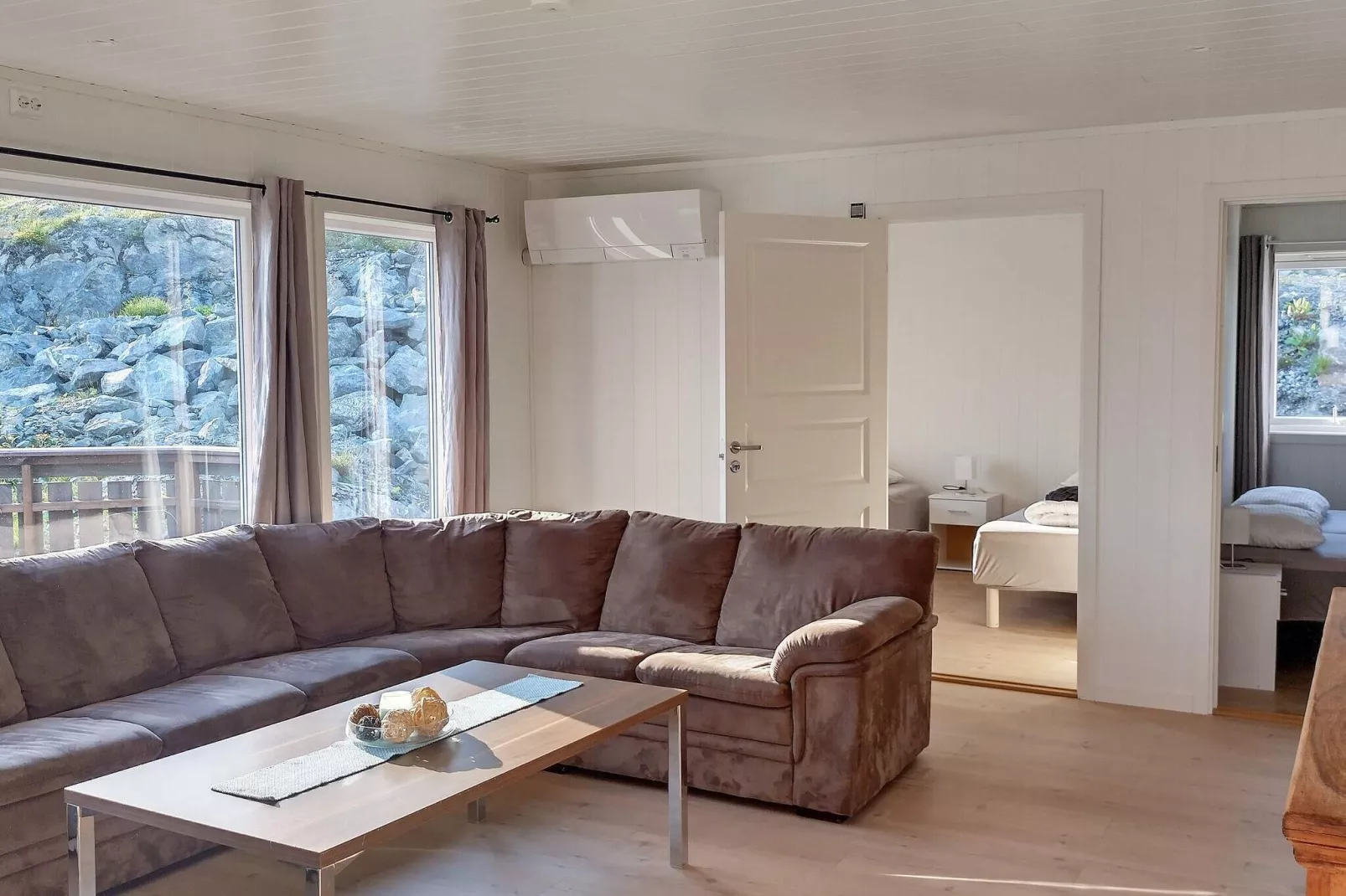 8 person holiday home in Leka-By Traum