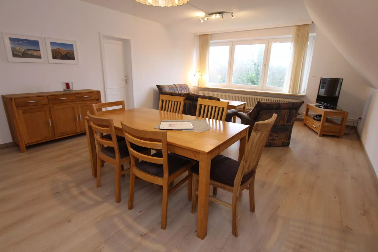 Apartementhaus Ulrike Wohnung 5 - Westerland-Dining room