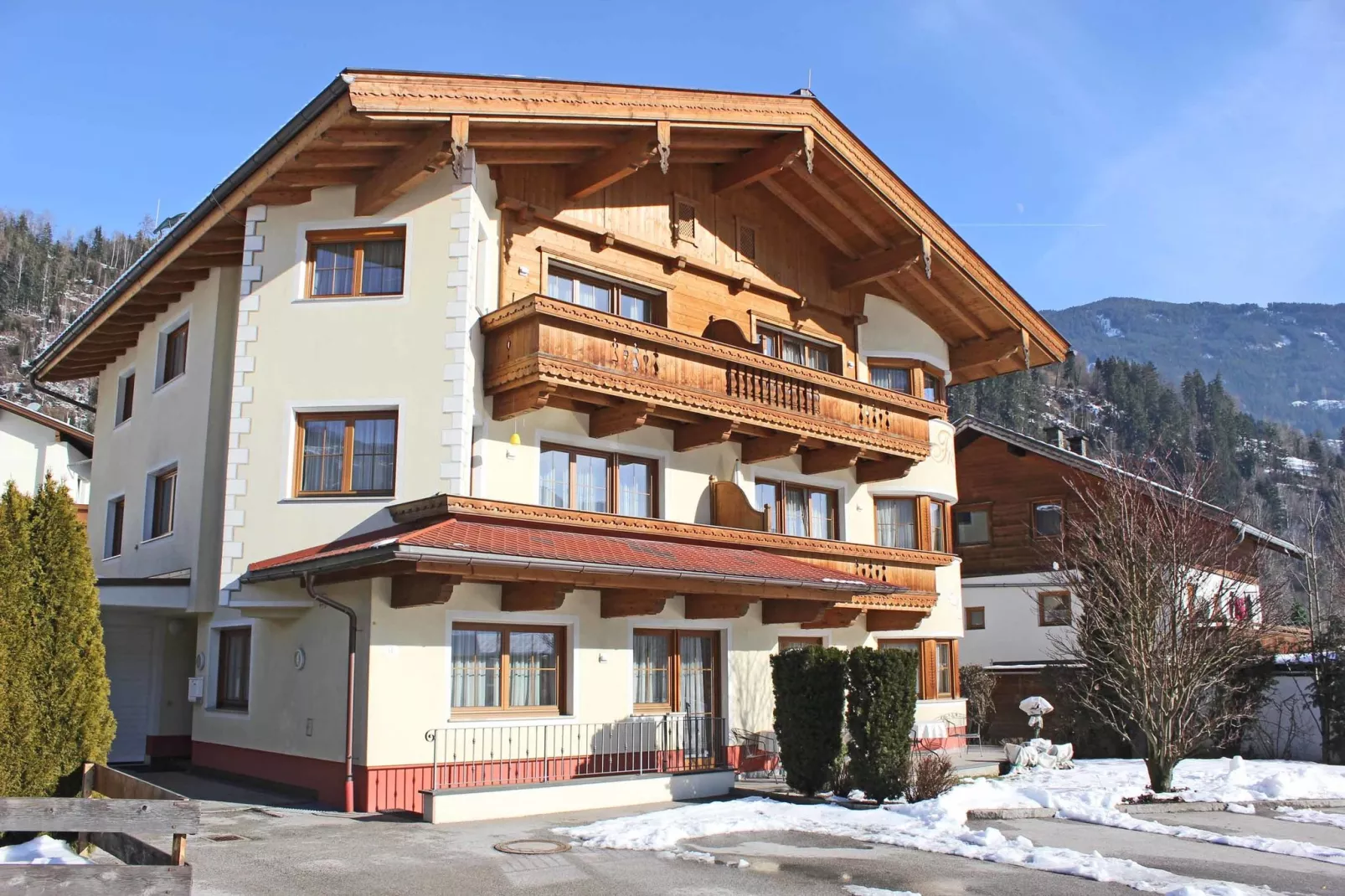 Apart Franz Josef - Top 1-Exterior winter