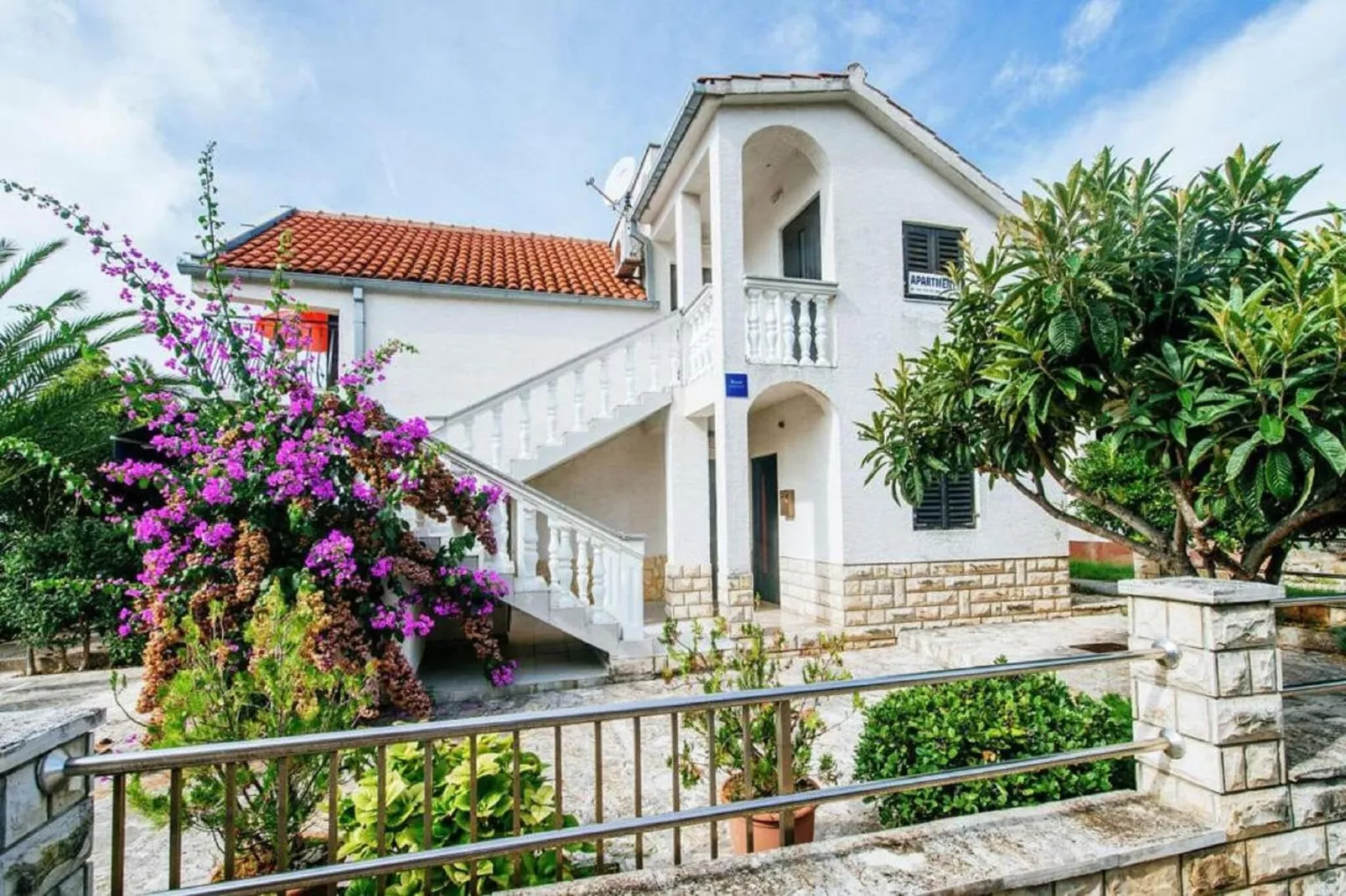 Apartment Nada-Exterior summer