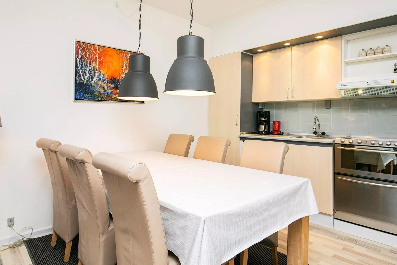 2 room,ground/1 st floor-Innen