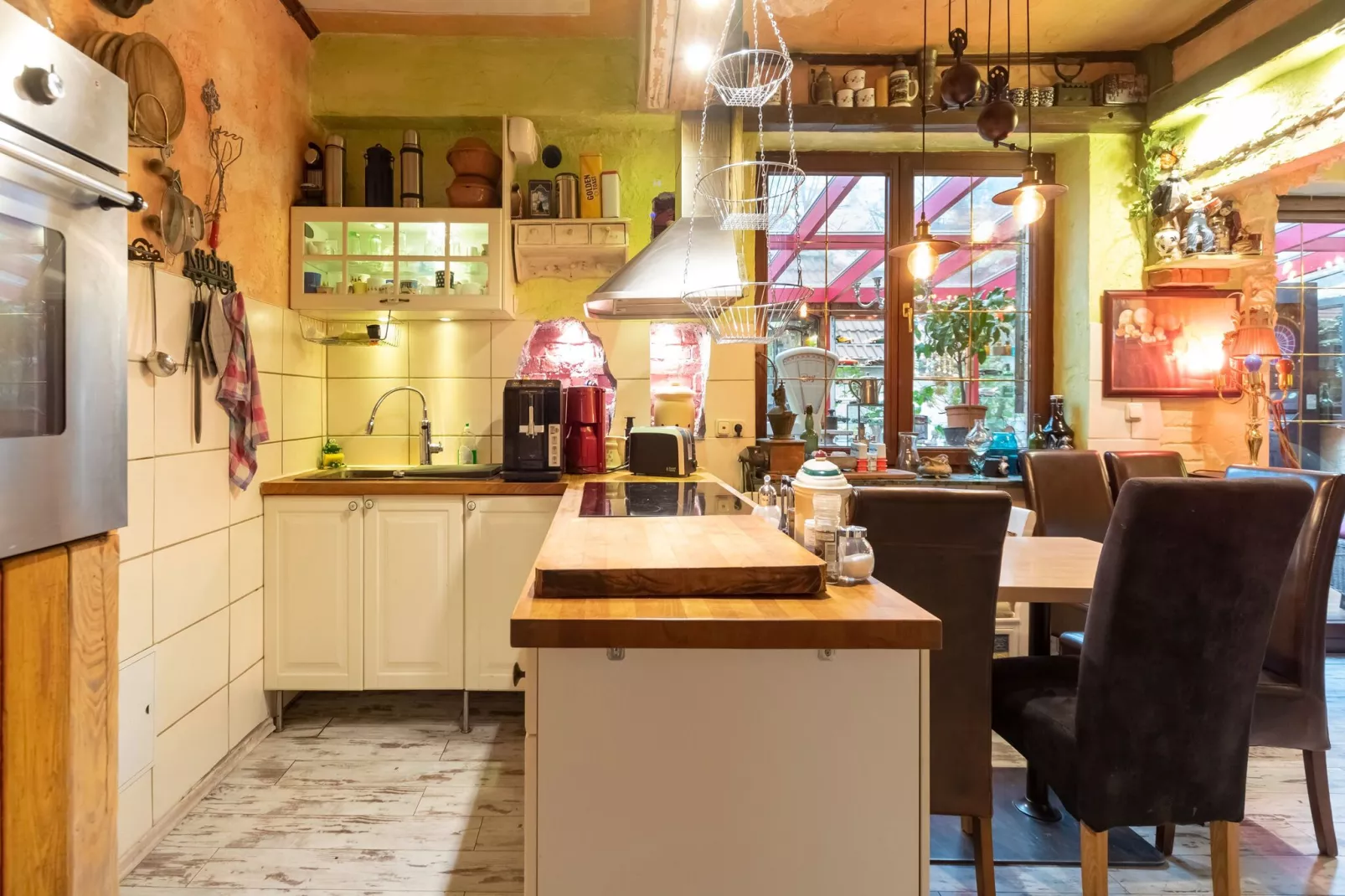 Rollstuhlgerecht Wohnen mit Wintergarten-Kitchen
