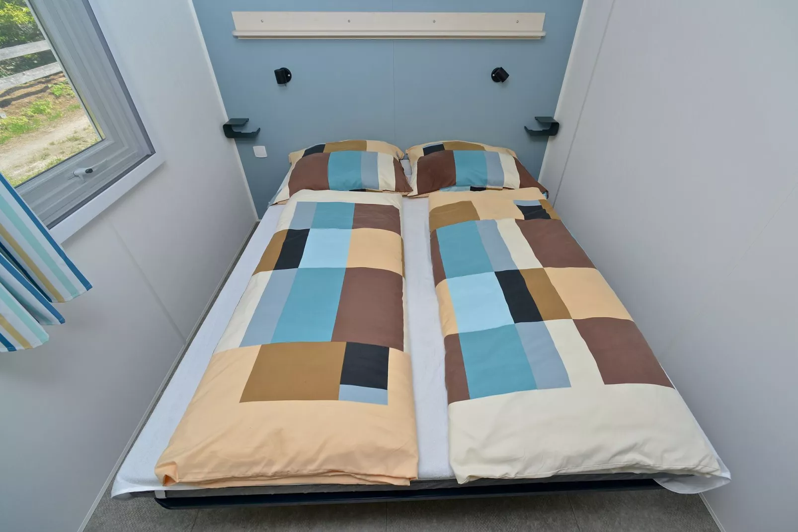 Mobile Home Sachsenburg-Bedroom
