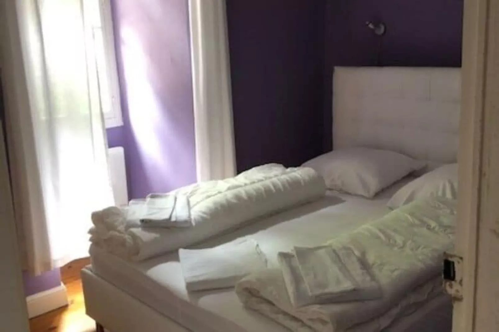 La Terre-Bedroom