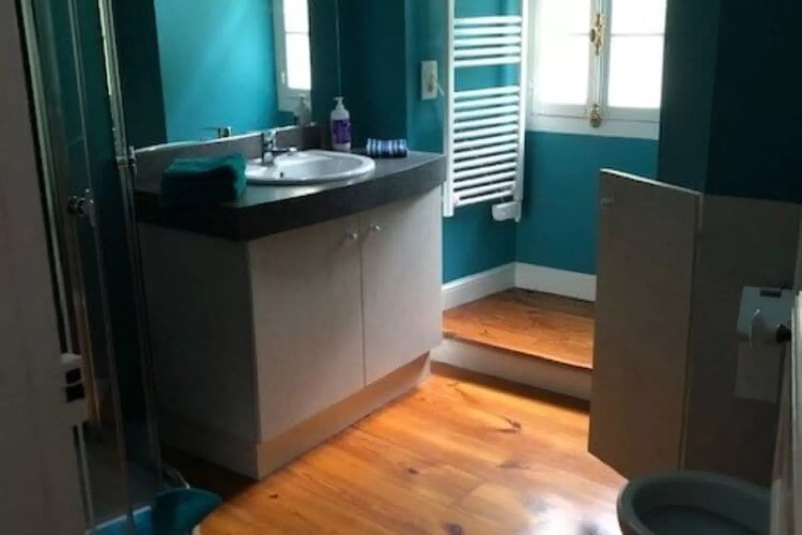 La Terre-Bathroom