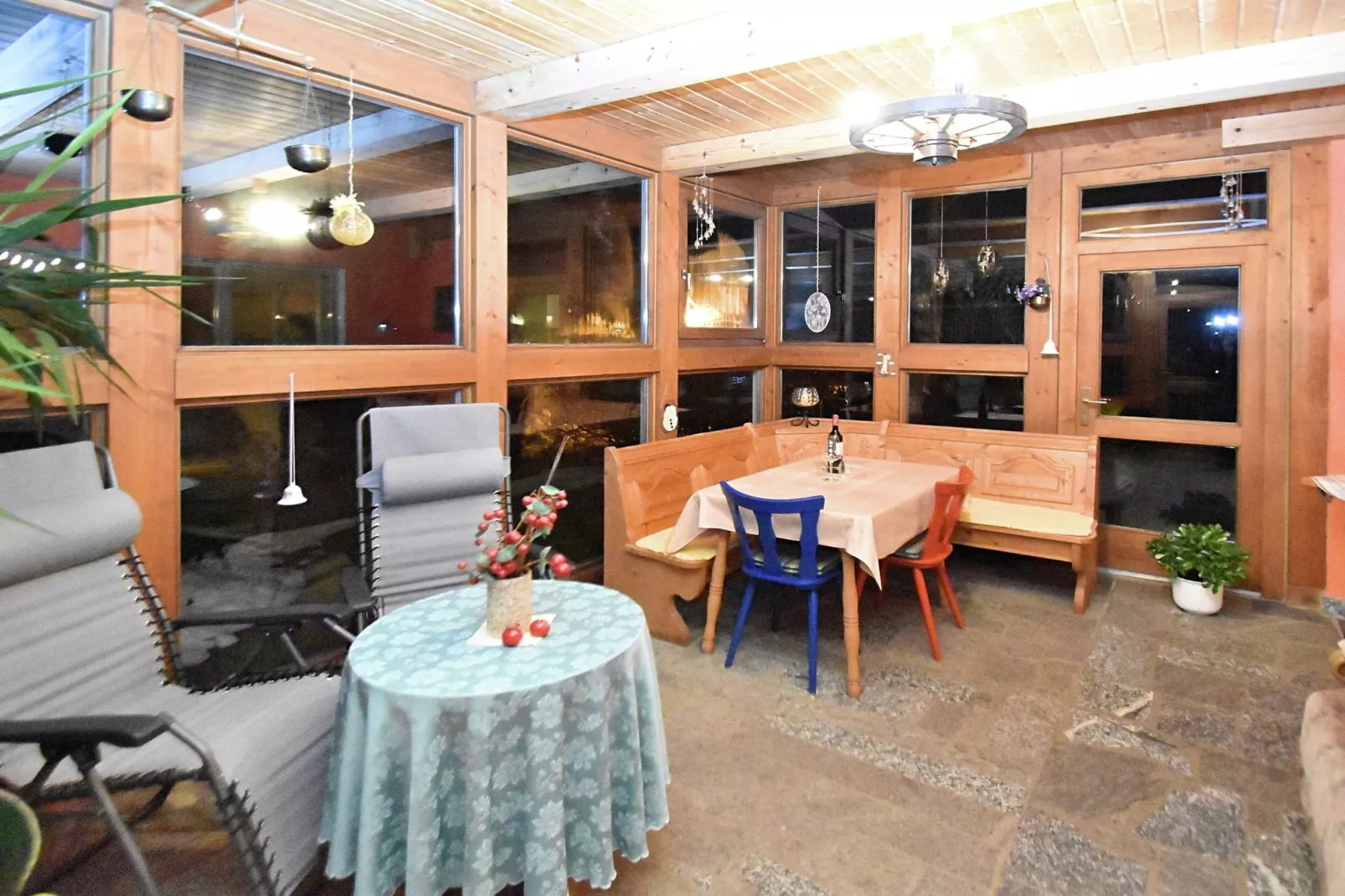 Im Bayerischen Wald-Dining room