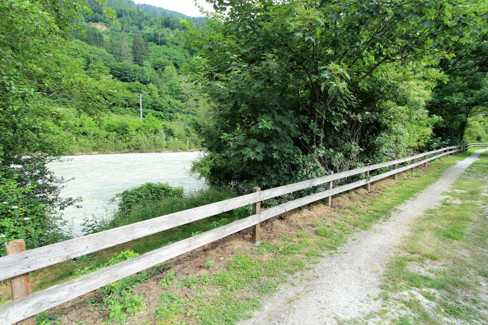 Mobile Home Sachsenburg-Areas summer 1km