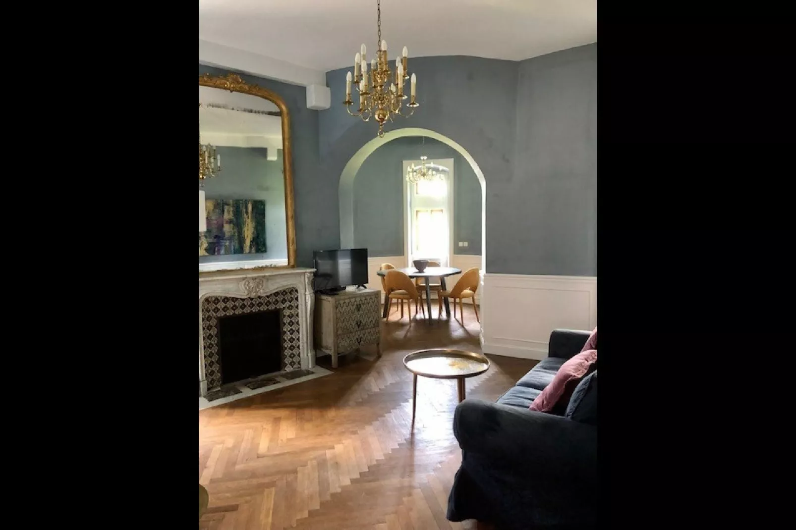 Mercure-Living room