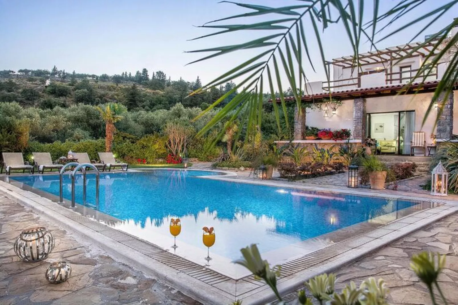 Holiday home, Pemonia--Piscine