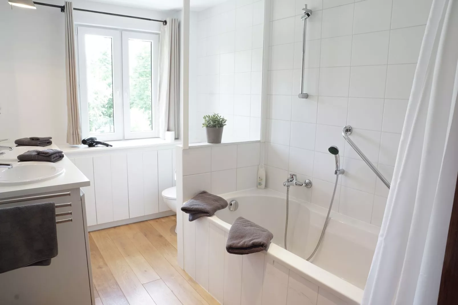 La Grange de Lesse-Salle de bain