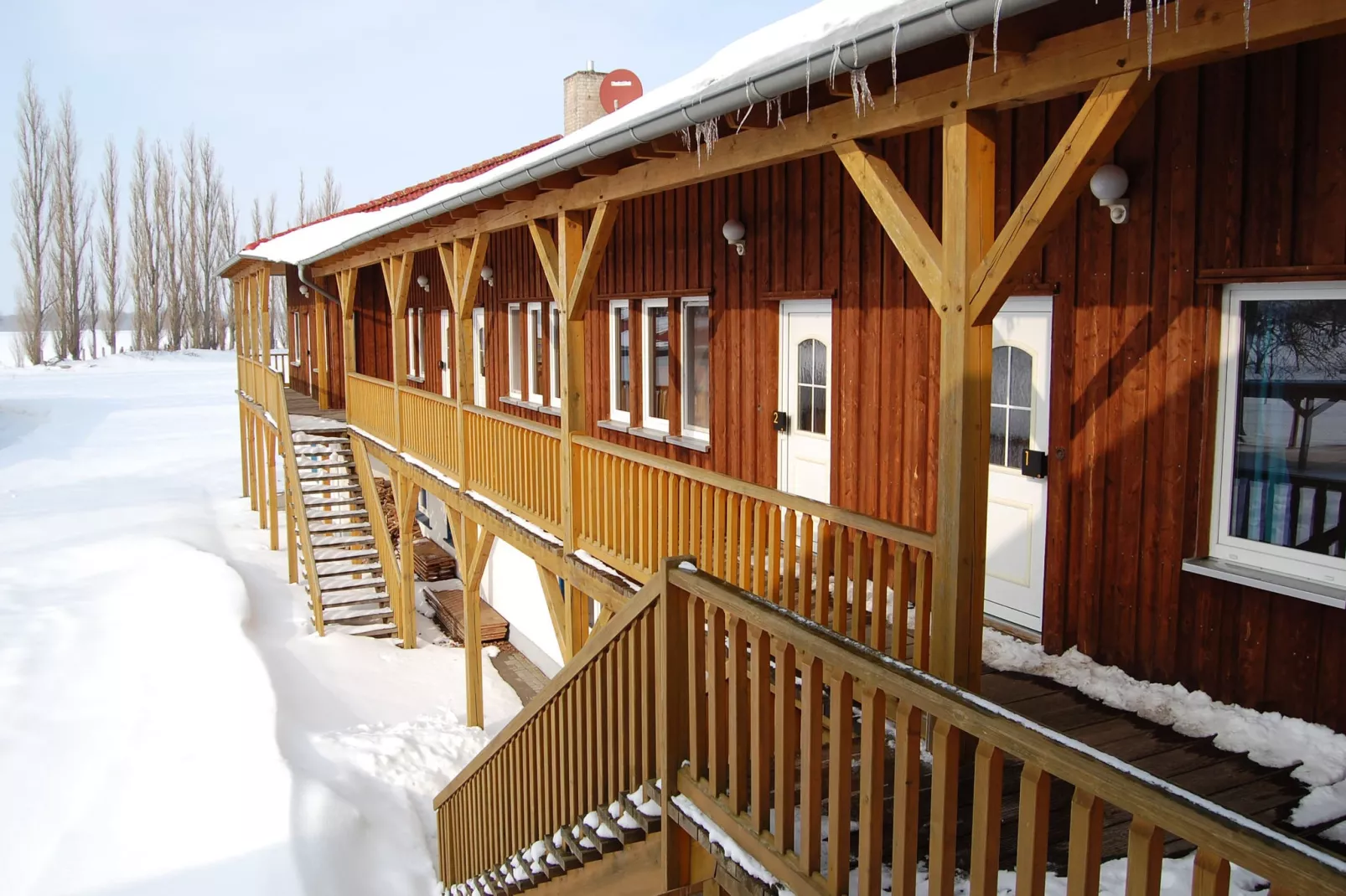 Komfortable Familienwohnung 2-Exterior winter