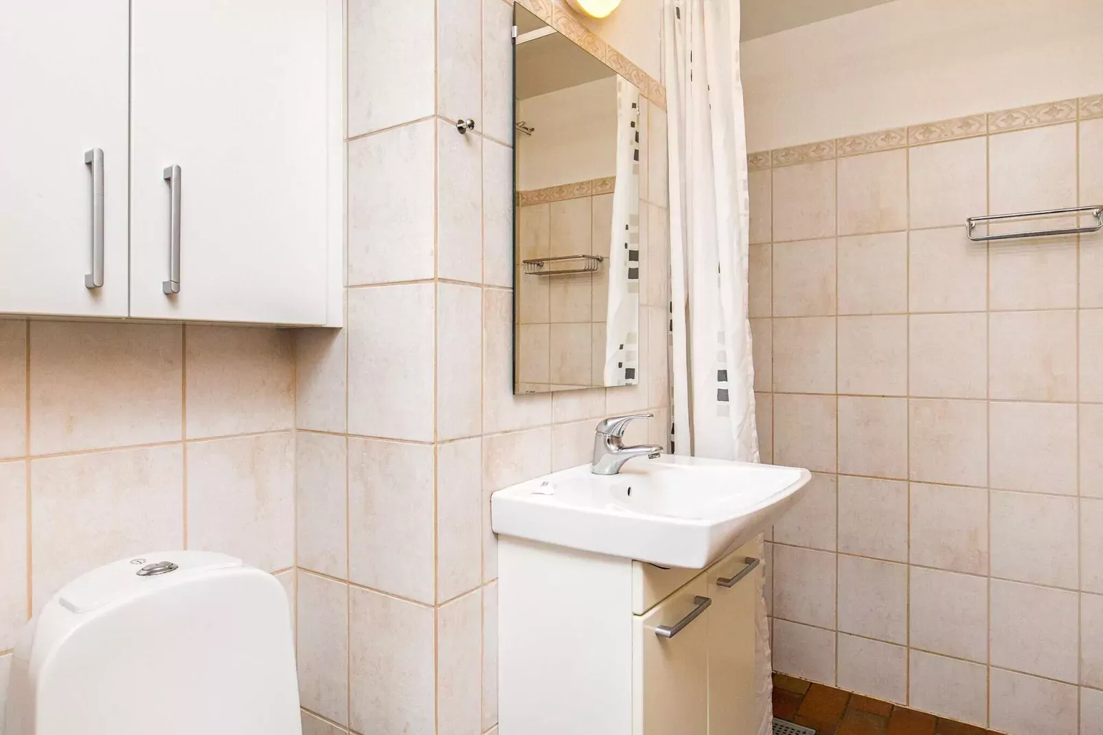 2 room w/seaview,ground/1 st floor-Indoor