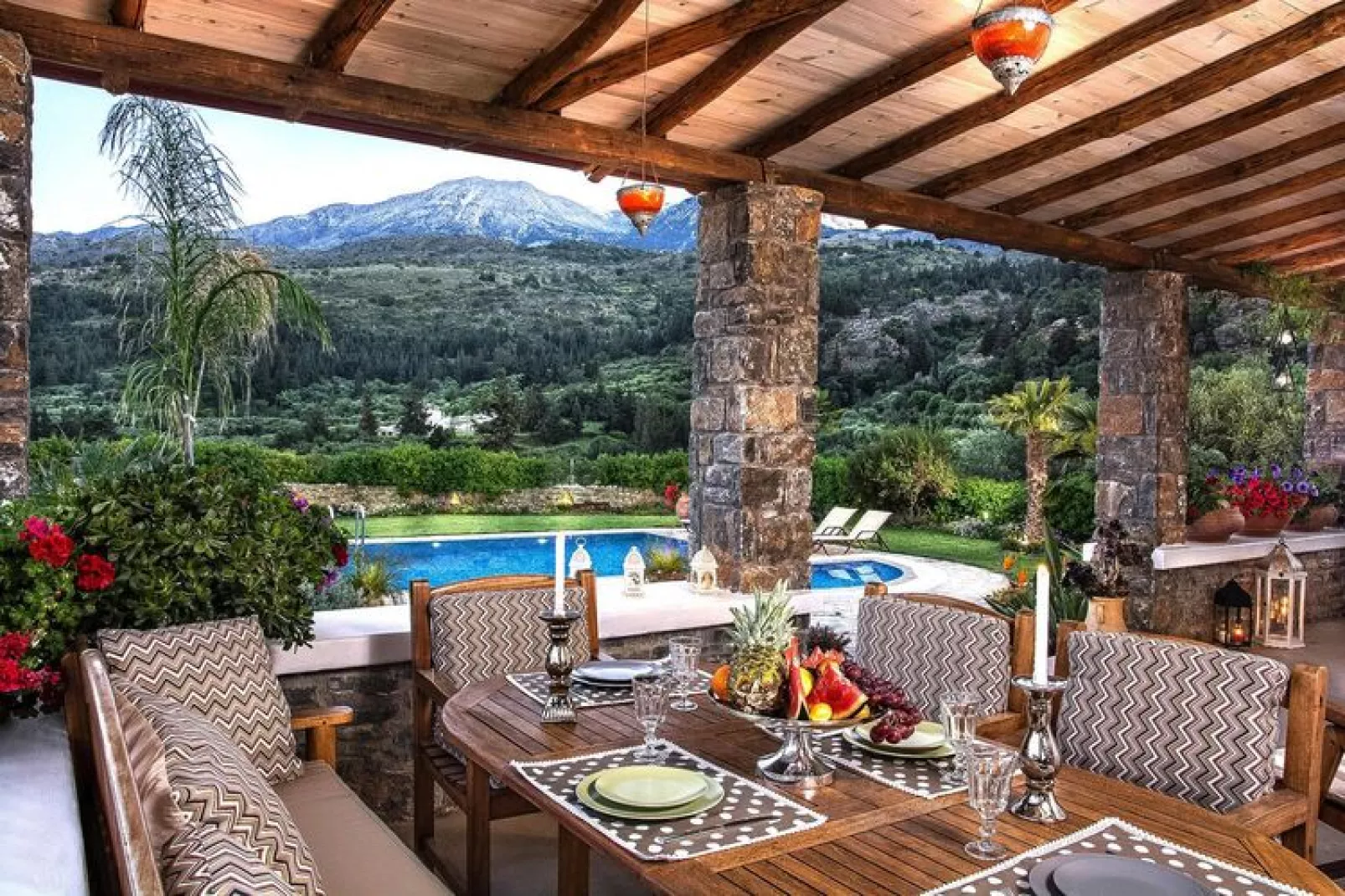 Holiday home, Pemonia--Terrasse
