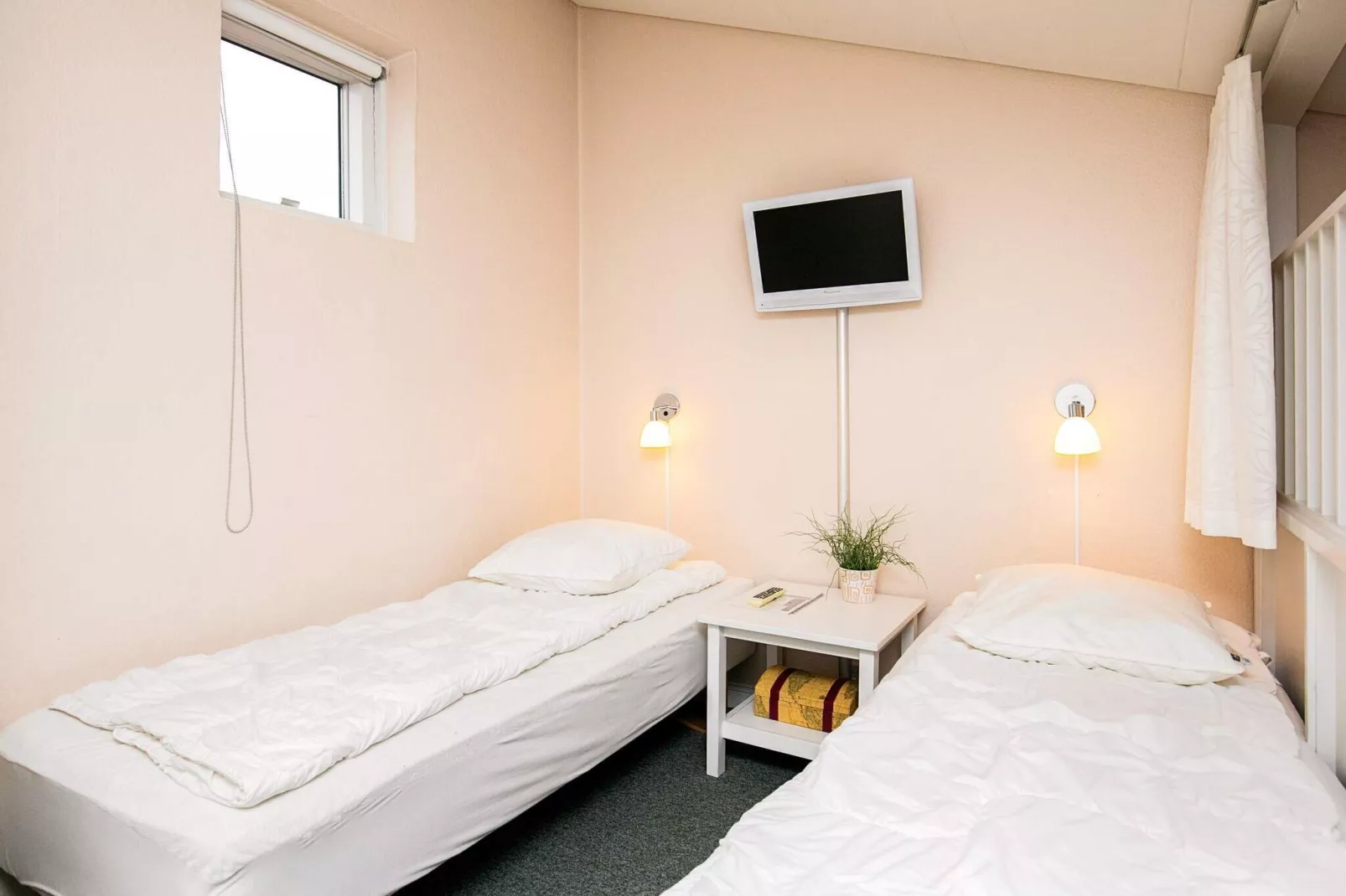 2 room w/seaview,ground/1 st floor-Indoor