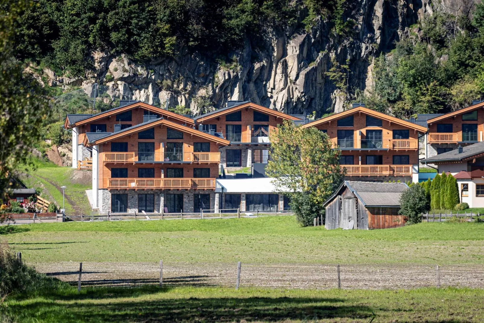 Tauernlodges Uttendorf 1A-Exterior summer