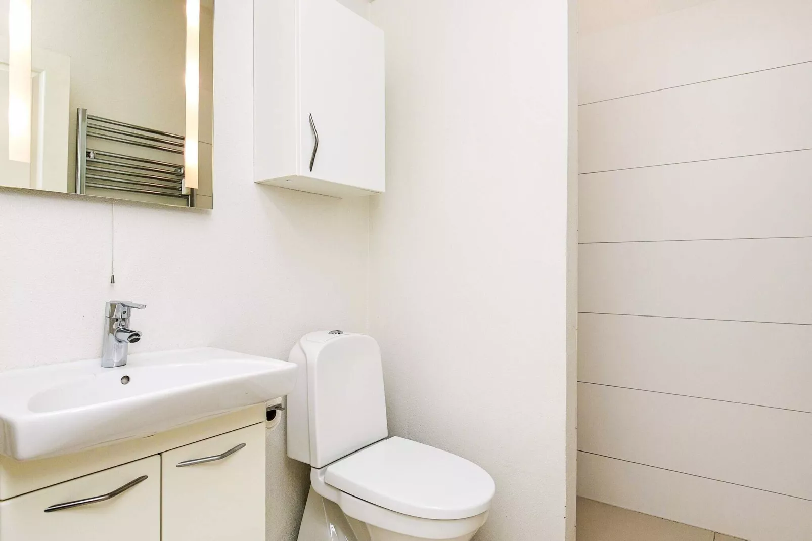 2½ room, 1 st floor-Indoor