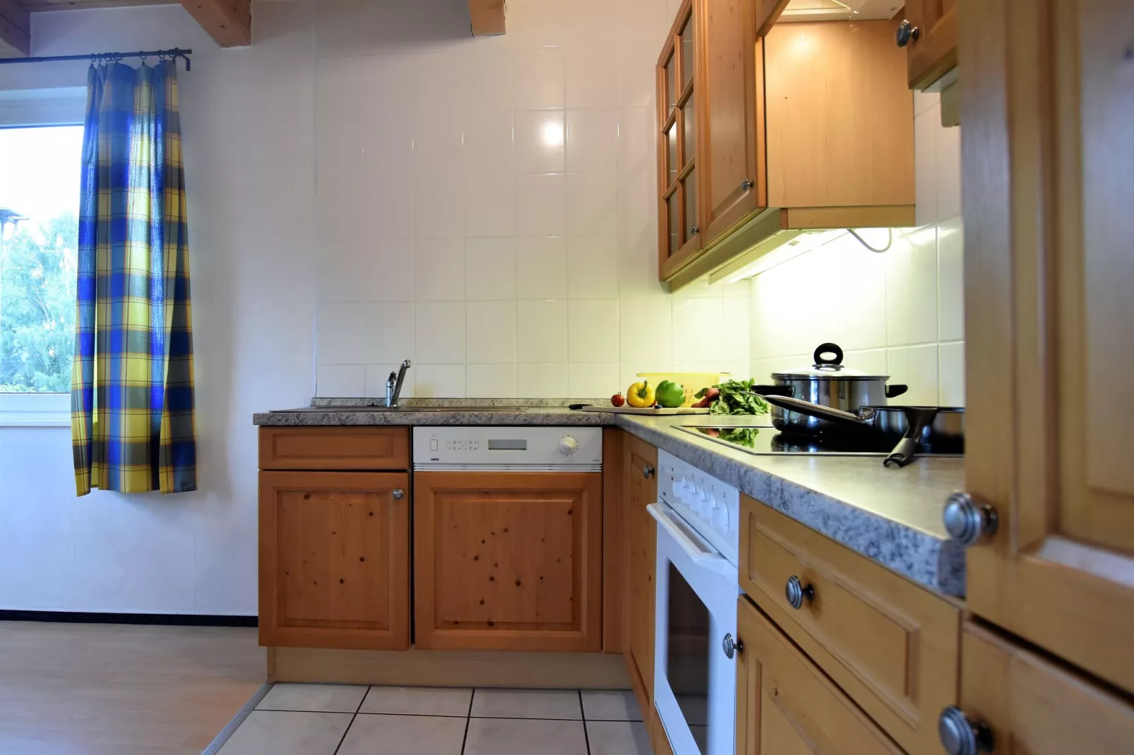 5-Raum-Familienwohnung 5-Kitchen