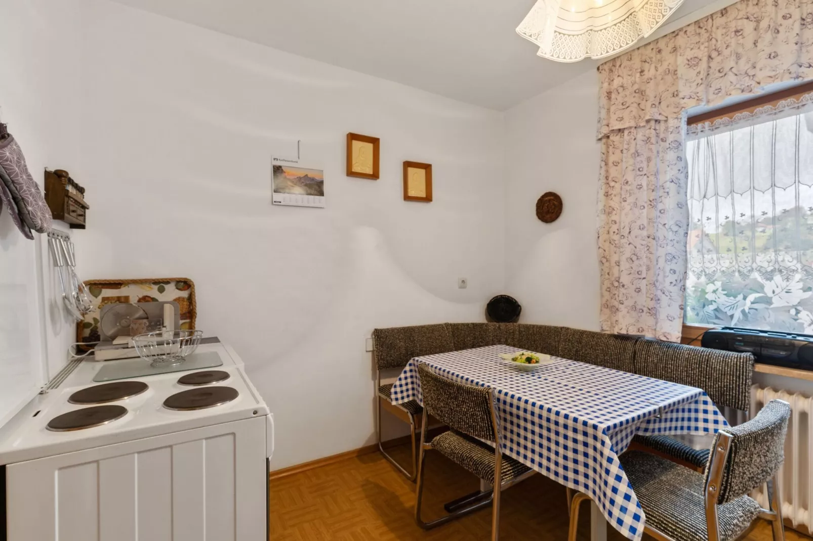 Gästehaus Kandlbinder-Dining room