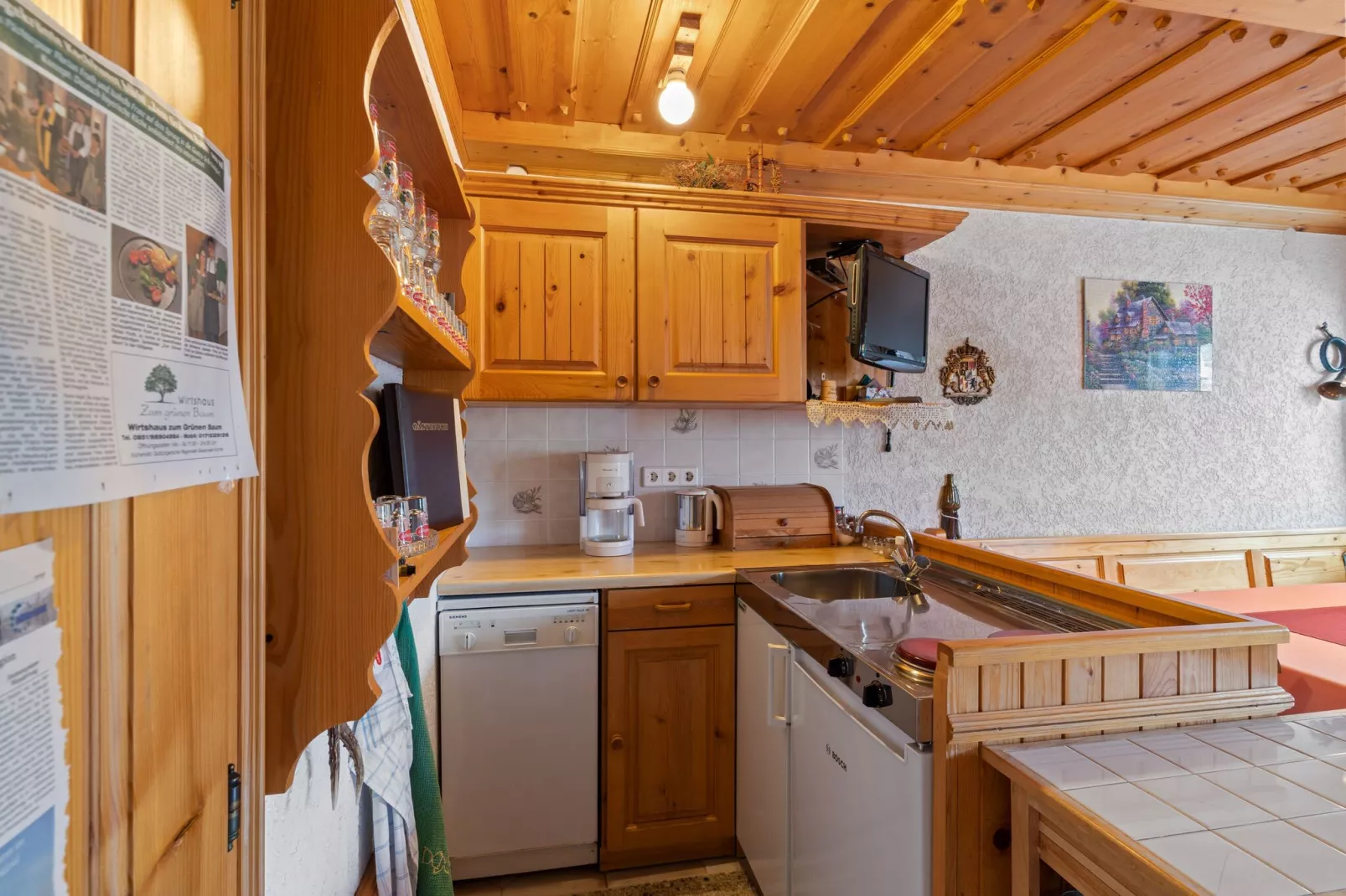 Gästehaus Kandlbinder-Kitchen