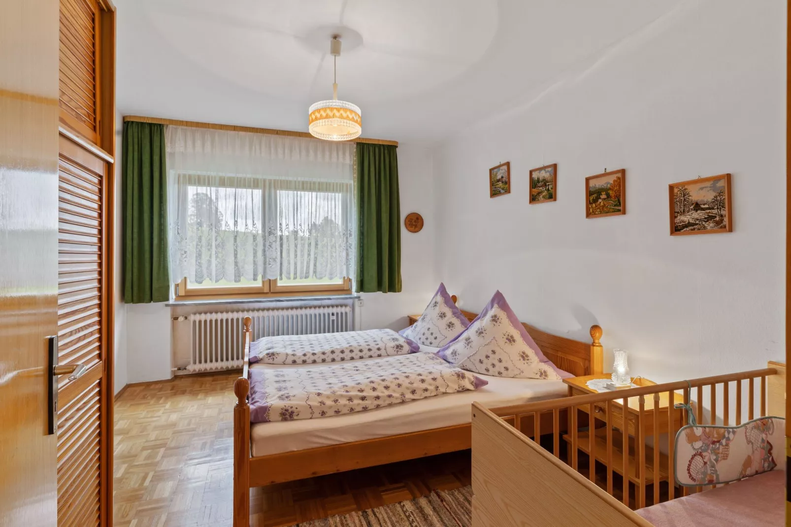 Gästehaus Kandlbinder-Bedroom