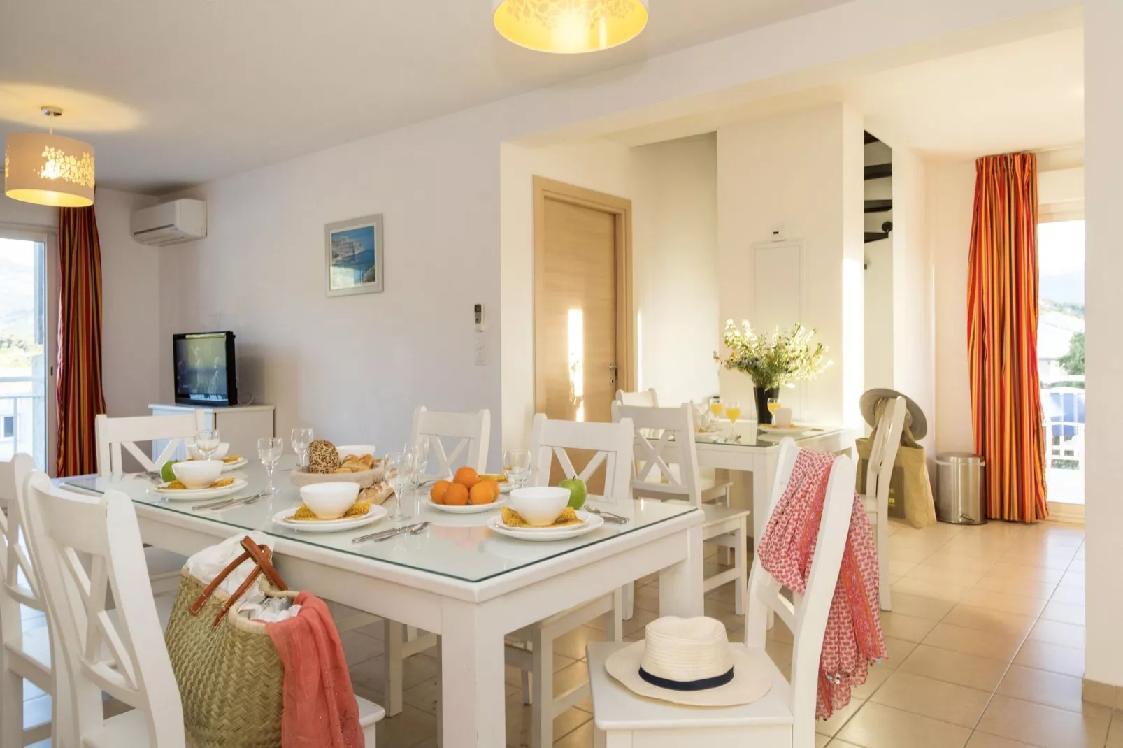 Résidence Casa d'Orinaju 4-Dining room