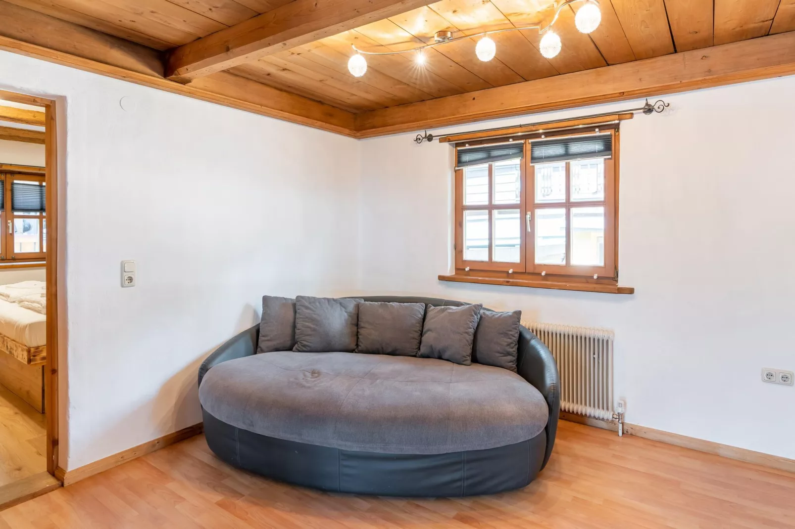 Grosszügiges Charmantes Apartment im Familiendorf - Uttendorf-Living room
