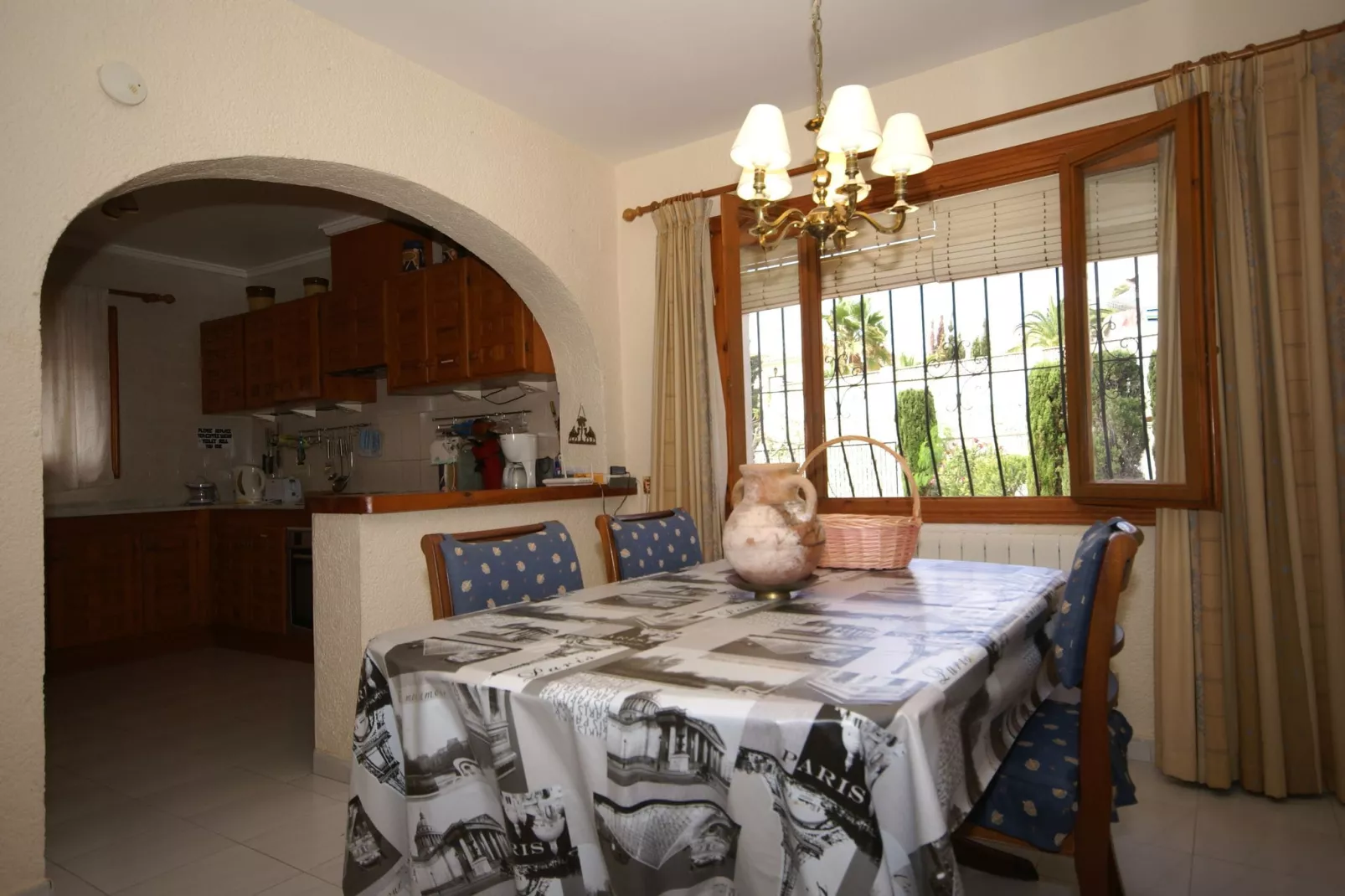 Casa Alegria-Salle à manger