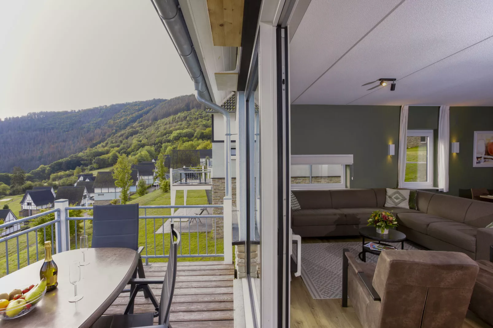Resort Eifeler Tor 10-Terrassenbalkon