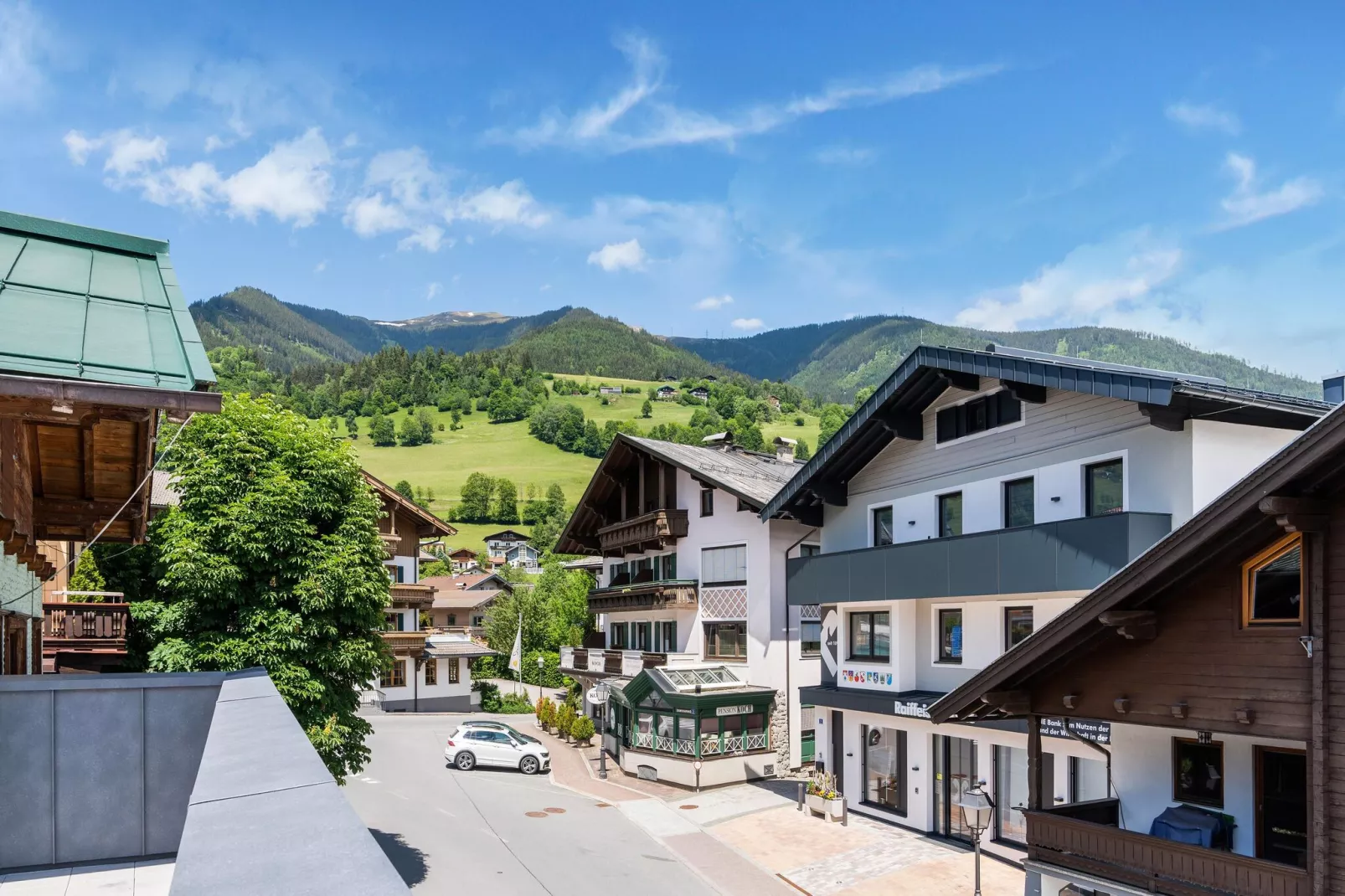 Grosszügiges Charmantes Apartment im Familiendorf - Uttendorf-View summer