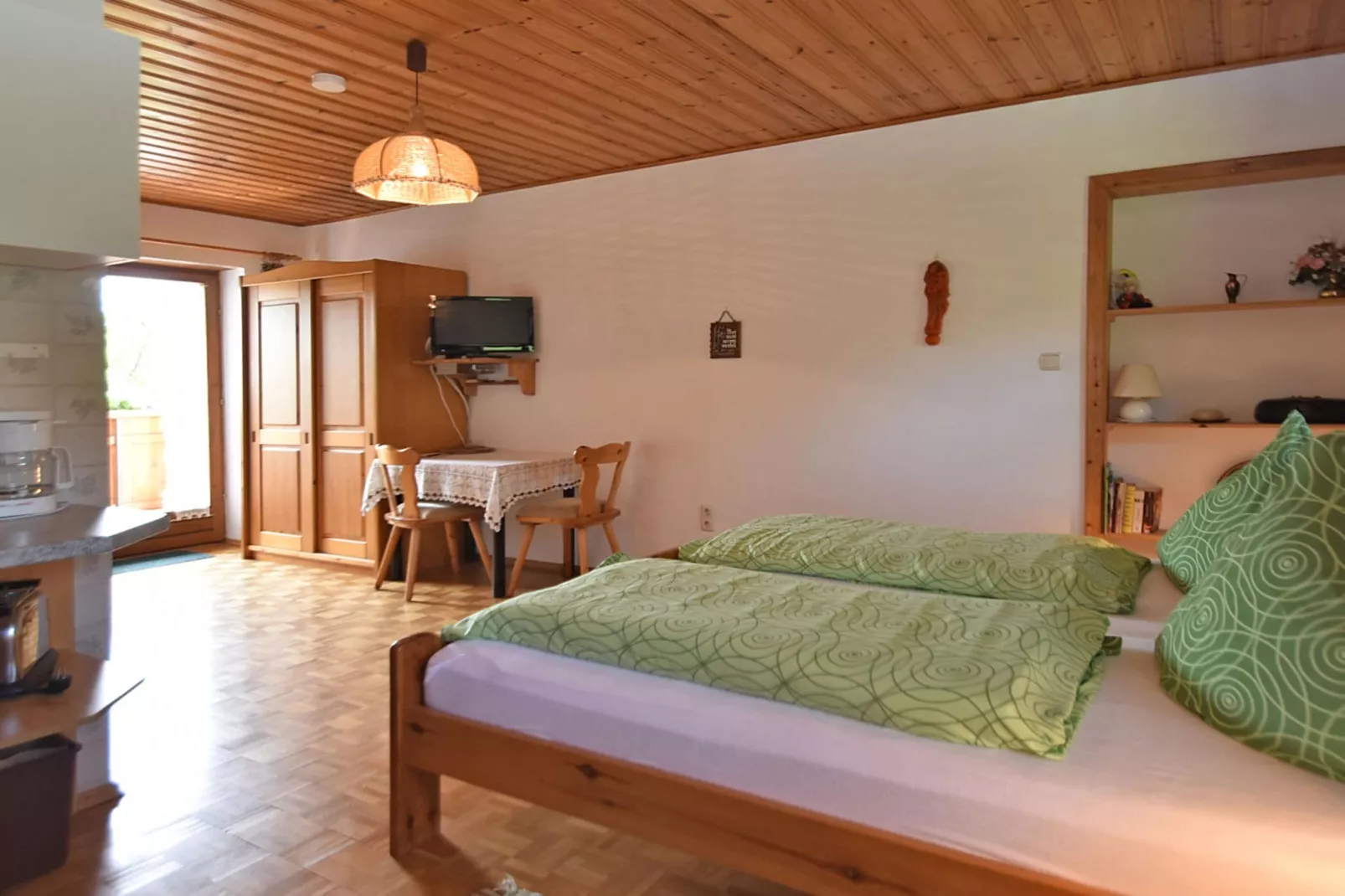 Gästehaus Kandlbinder-Kitchen