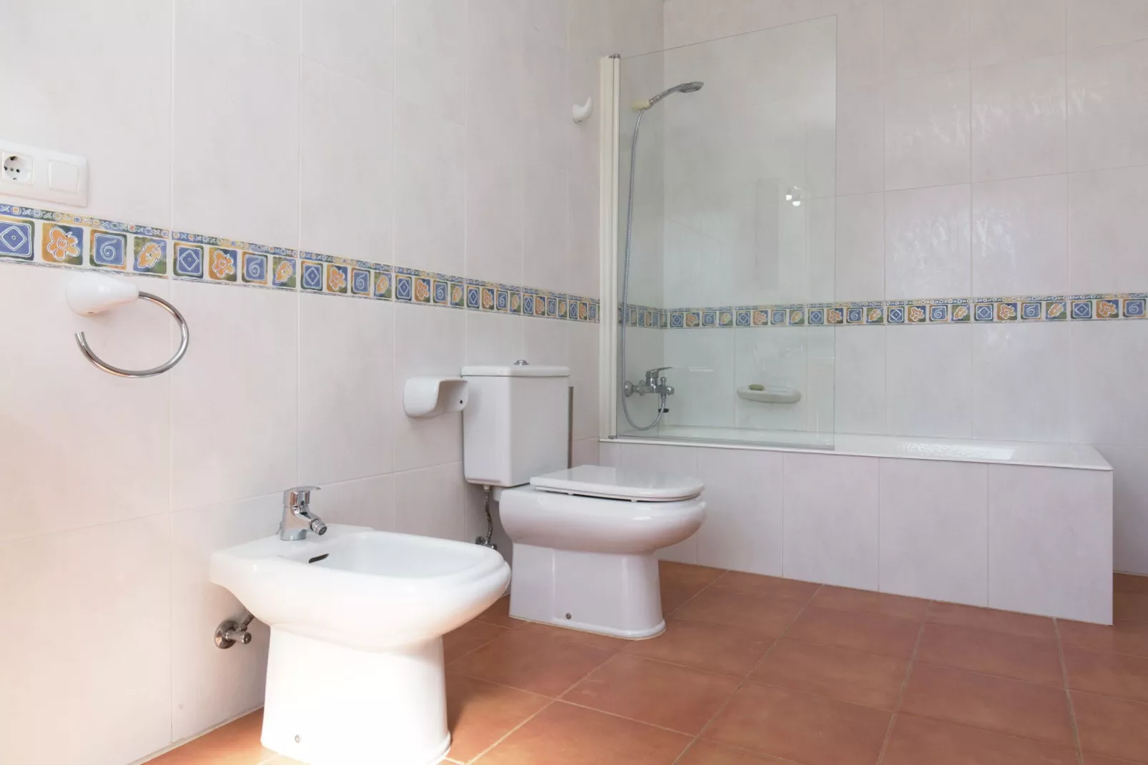 Villa Junique-Bathroom