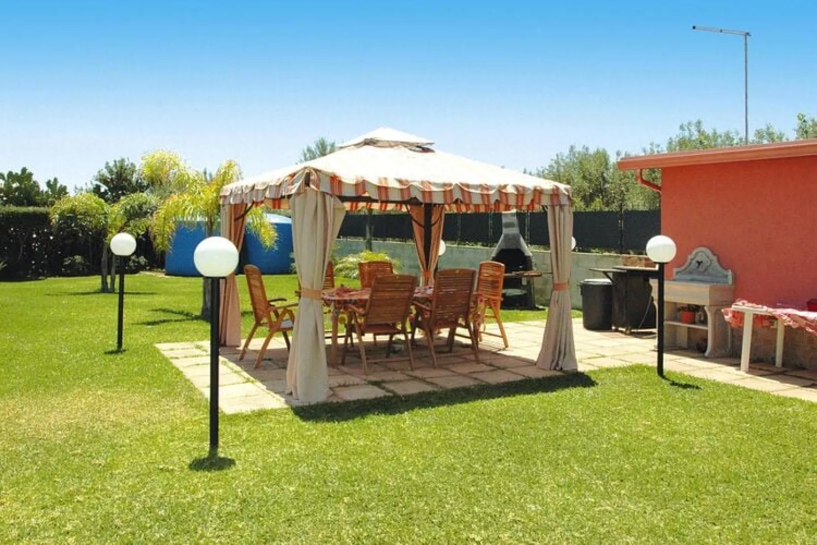 Holiday home Villa Sally mit Privatpool Floridia-Gardens summer