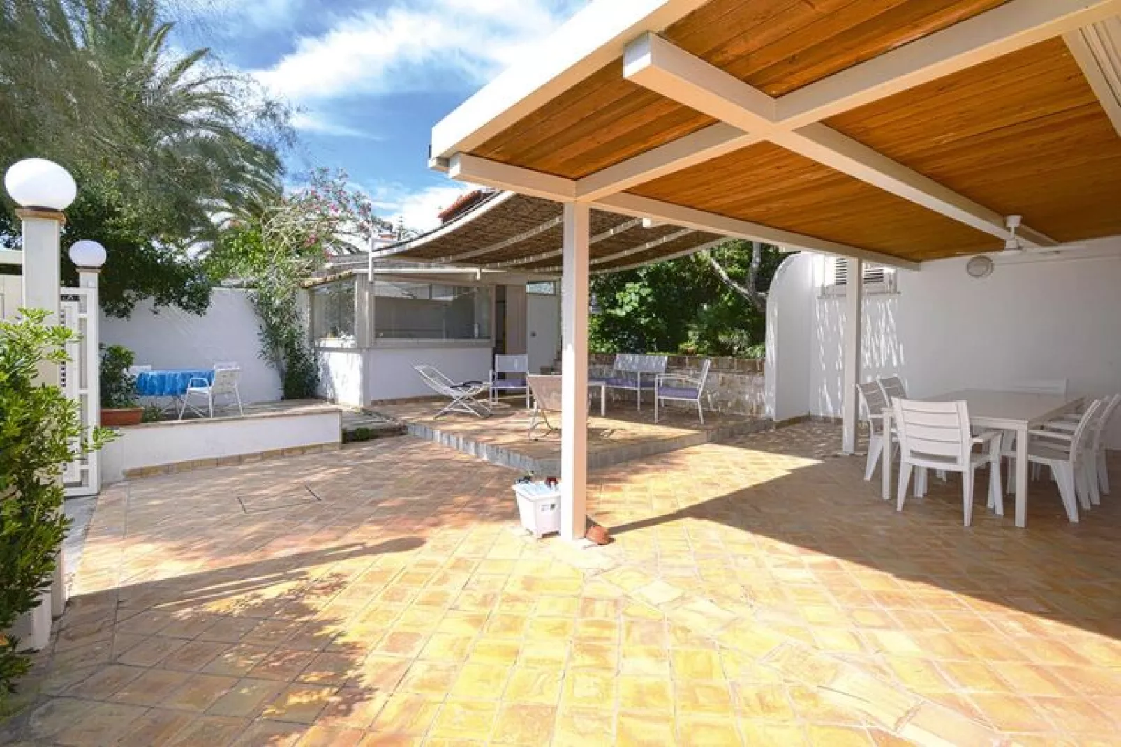 Holiday home Fontane Bianche-Villa Margò-Terrace
