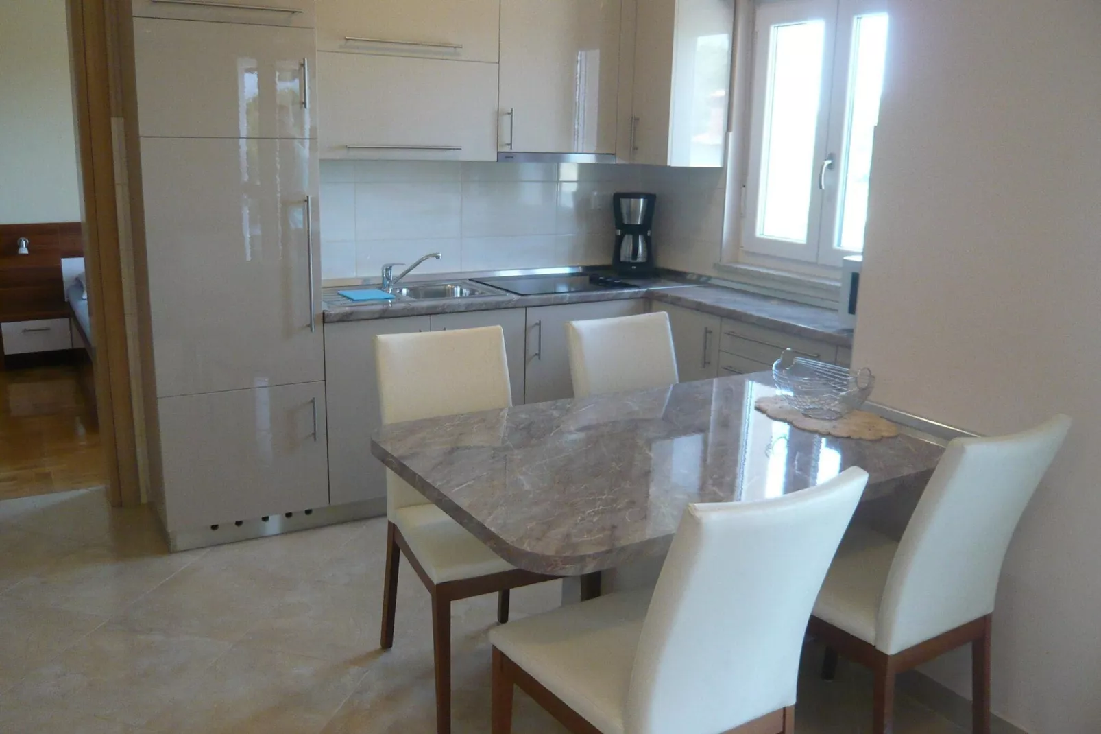 Apartment Jasna in Zaton 60 qm Erdgeschoß groundfloor für 4 Pers-Dining room