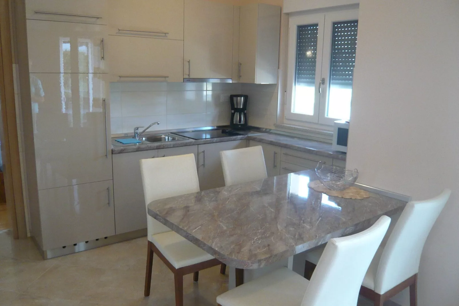 Apartment Jasna in Zaton 60 qm Erdgeschoß groundfloor für 4 Pers-Kitchen