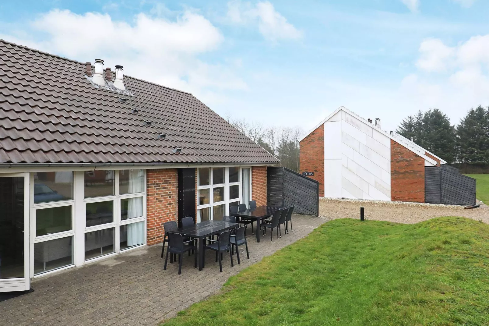 7 room,2 level,attached house-View