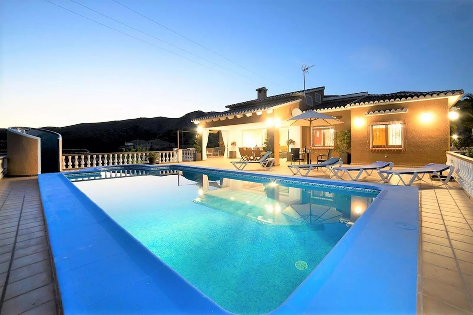 El Chalet de Lucía-Pool
