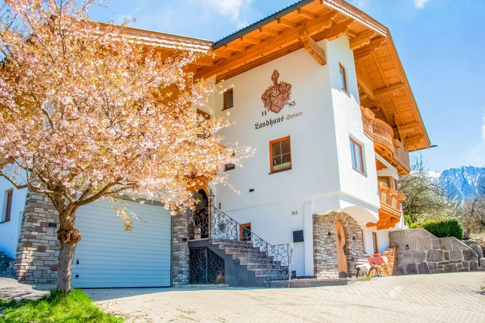 Apartment Panoramablick-Exterior summer