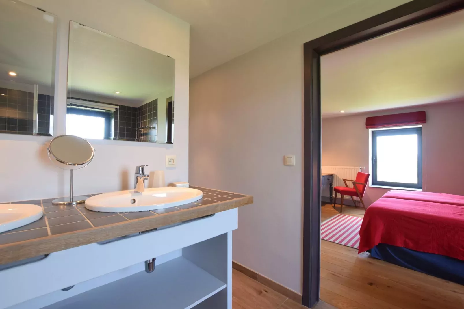 La Sapinière-Bathroom