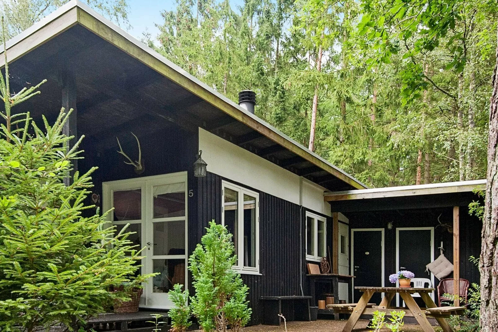 4 person holiday home in Bryrup-By Traum-Outdoor