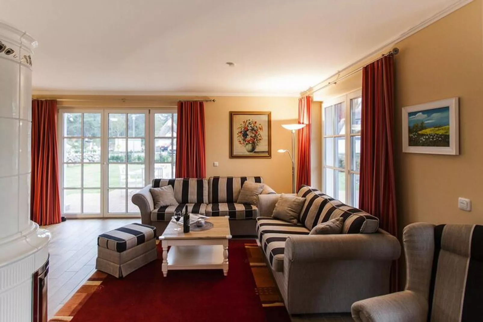 Haubenlerche 20-Living room