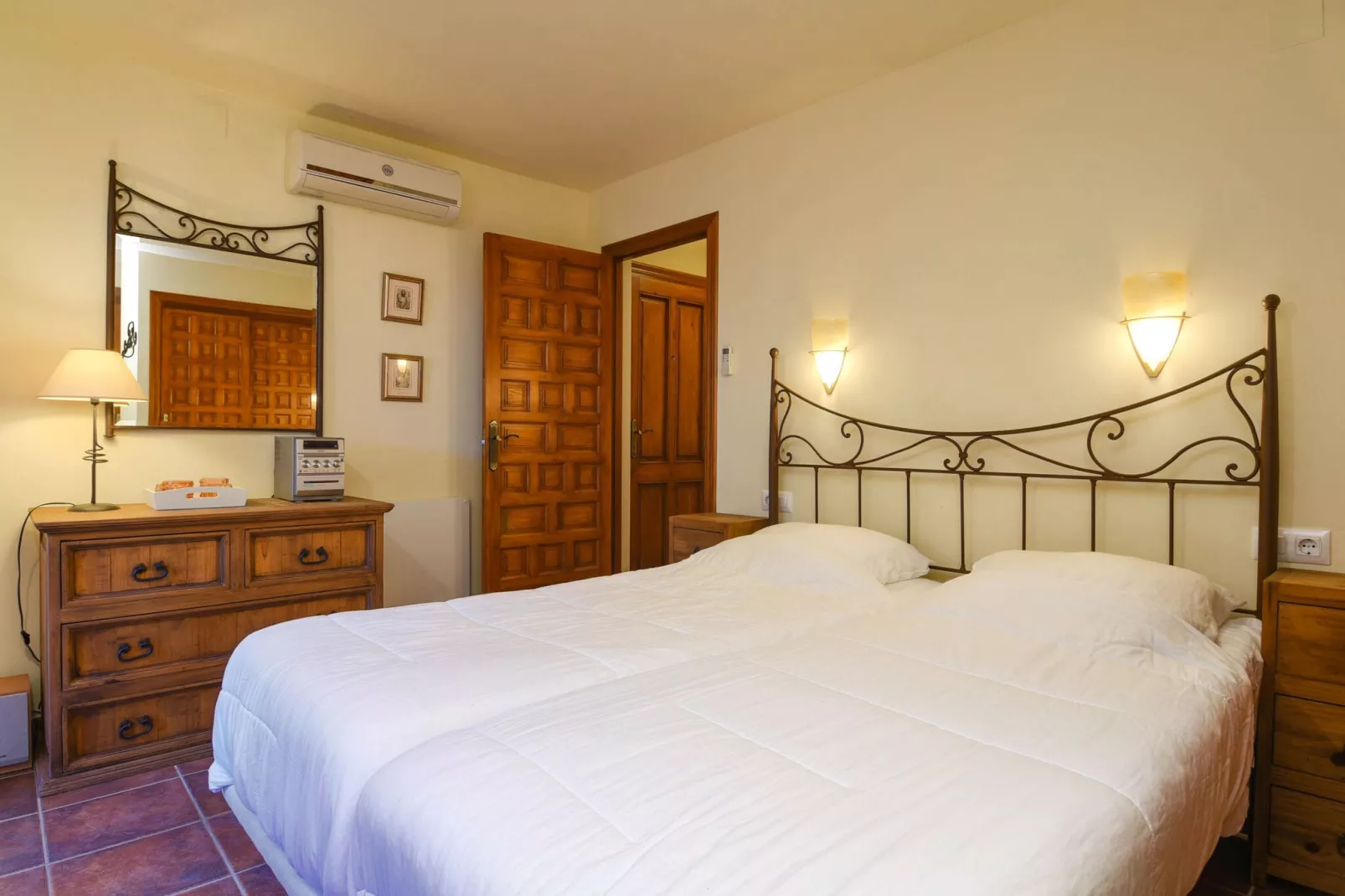 El Sueño-Bedroom