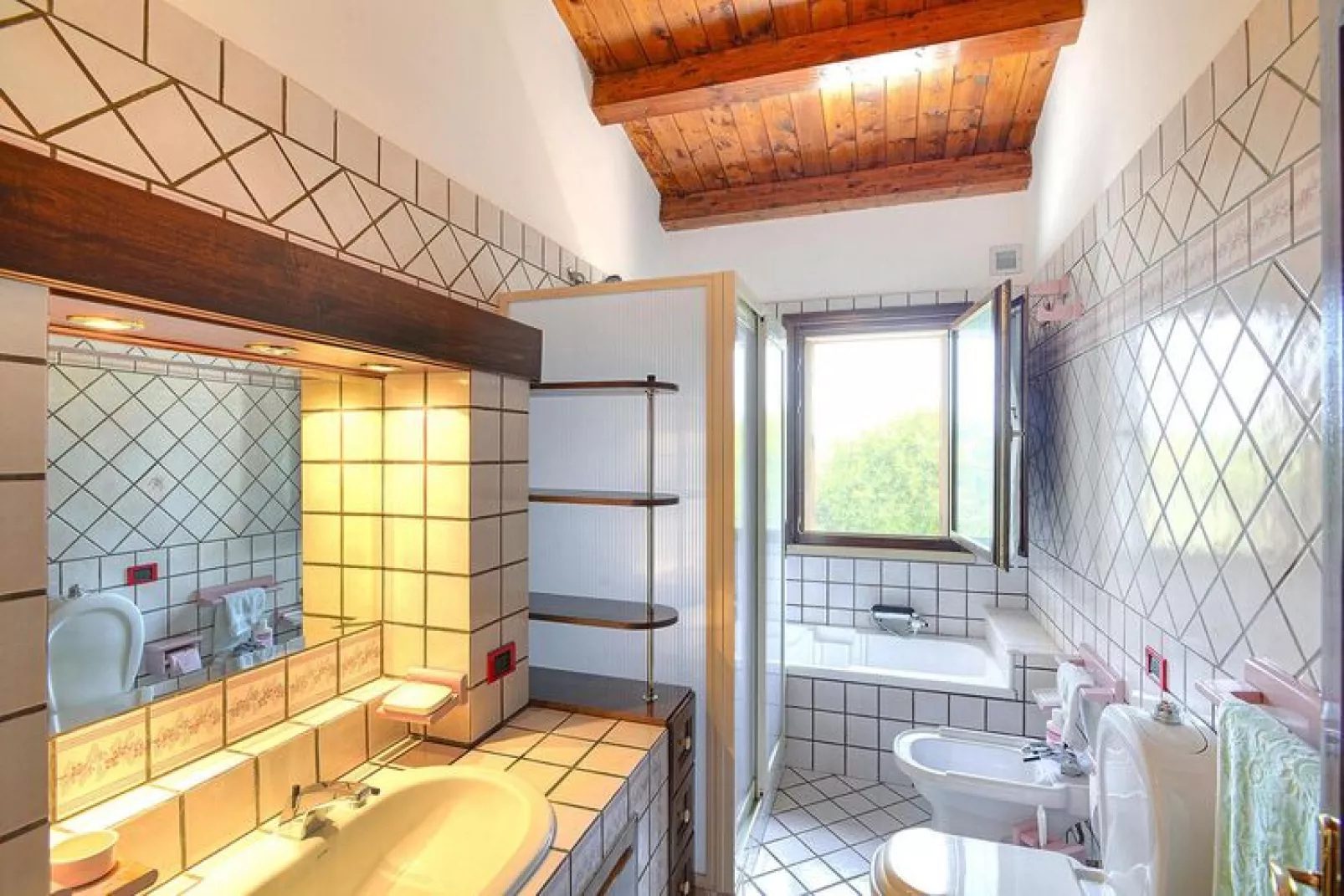Ferienhaus Solarino-Villa Eureka-Badezimmer